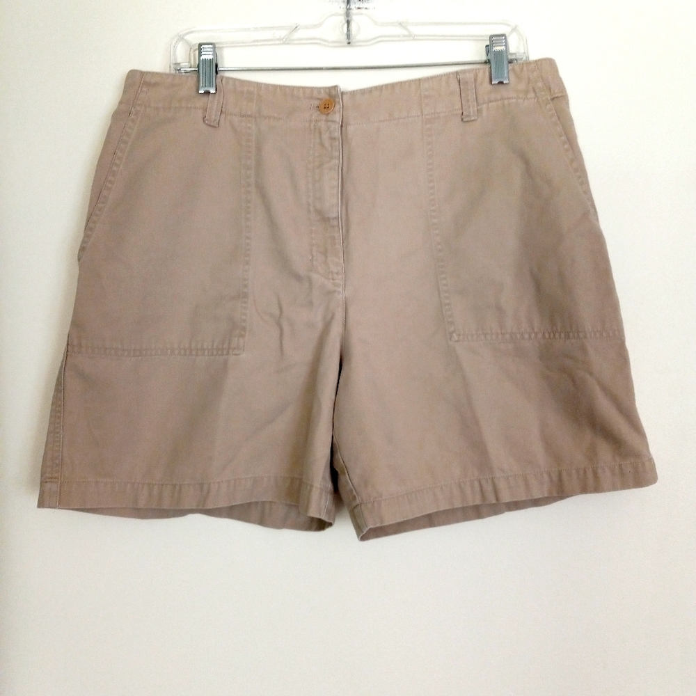 Jones New York Sport khaki casual cotton shorts size 14